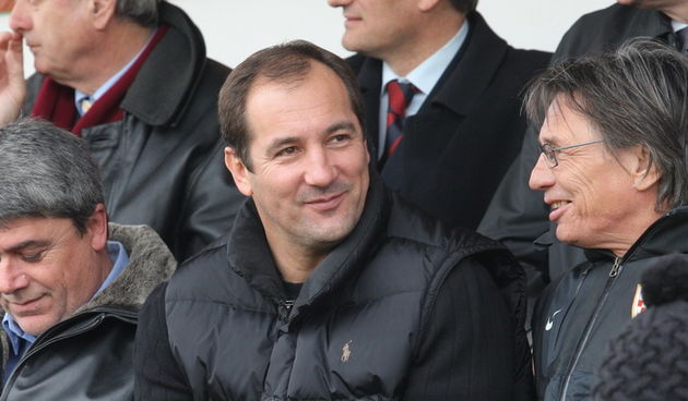 Zadar, 050311.
Na nogometnom stadionu Stanovi odrzava se nogometna utakmica 1. HNL izmedju klubova Zadar i Hajduk.  
Na fotografiji: Igor Stimac u svecanoj lozi
Foto: Vladimir Ivanov / CROPIX