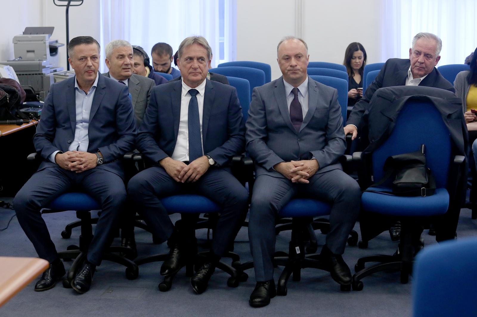 Na Zupanijskom sudu nastavljeno je sudjenje Ivi Sanaderu i drugima u aferi Fimi medije. Božidar Kalmeta Na Zupanijskom sudu nastavljeno je sudjenje Ivi Sanaderu i drugima u aferi Fimi medije. Božidar Kalmeta