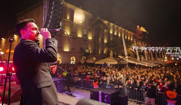 Jole priredio spektakl na splitskoj rivi pred 35 000 tisuća ljudi