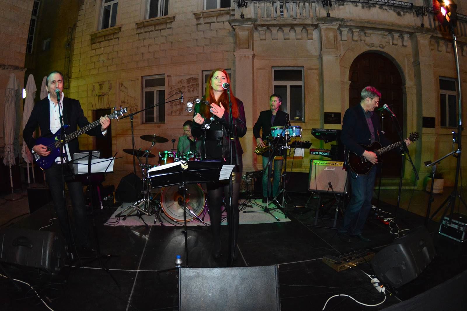 FIMBA After party na Narodnom trgu uz bend Songbusters FIMBA After party na Narodnom trgu uz bend Songbusters