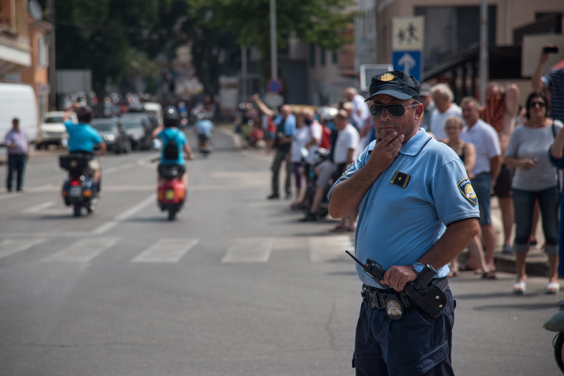 Spektakularni defile vespaša, foto: Vinko Pešić Spektakularni defile vespaša, foto: Vinko Pešić