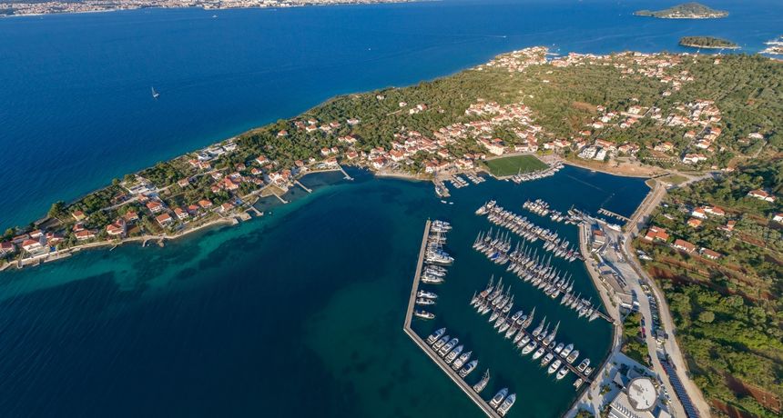 Otok Ugljan