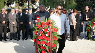 Image 1054175 (auto)