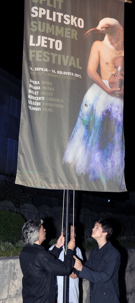 Split, 140811.
57.Splitsko ljeto.
Na zavrsetku splitskog ljeta u Galeriji Mestrovic dodjeljene nagrade “Judita” za najbolja ostvarenja na festivalu. Nagrade su dobili Marko Mandic/ glumac/ za dramsku izvedbu, Hari Zlodre/dirigent/ za glazbu i Simun Matisi