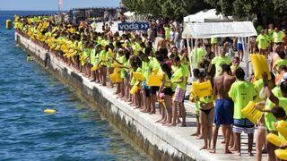 Jubilarni 10. dm Millennium Jump na zadarskoj rivi, Photo: Dino Stanin/PIXSELL Jubilarni 10. dm Millennium Jump na zadarskoj rivi, Photo: Dino Stanin/PIXSELL