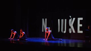 Predstava “Njuške” u HNK Zadar, foto: Iva Perinčić Predstava “Njuške” u HNK Zadar, foto: Iva Perinčić