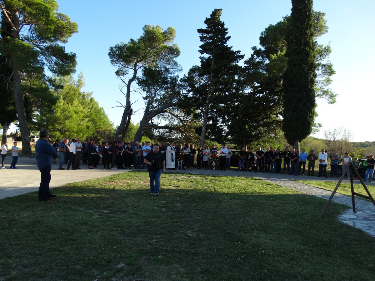 Vukšić: Položeni vijenci za žrtve Domovinskog rata