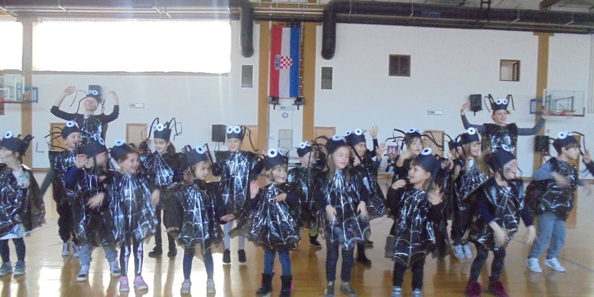 Biogradski mališani predvodnici karnevalskih svečanosti