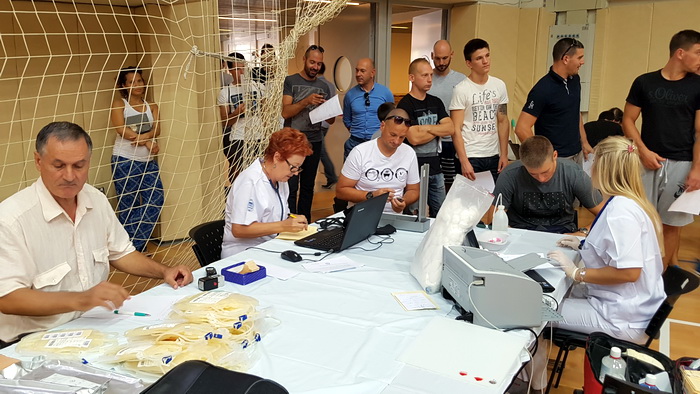 U organizaciji sekcije HZSN Zadar u dvorani 1 SC Višnjik održana je akcija dobrovoljnog darivanja krvi na kojoj je prikupljeno 25 doza tekućine koja život znači. Foto: Mladen Malik