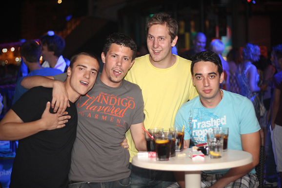 Maraschino bar : iPlay Battles (foto:Saša Čuka)