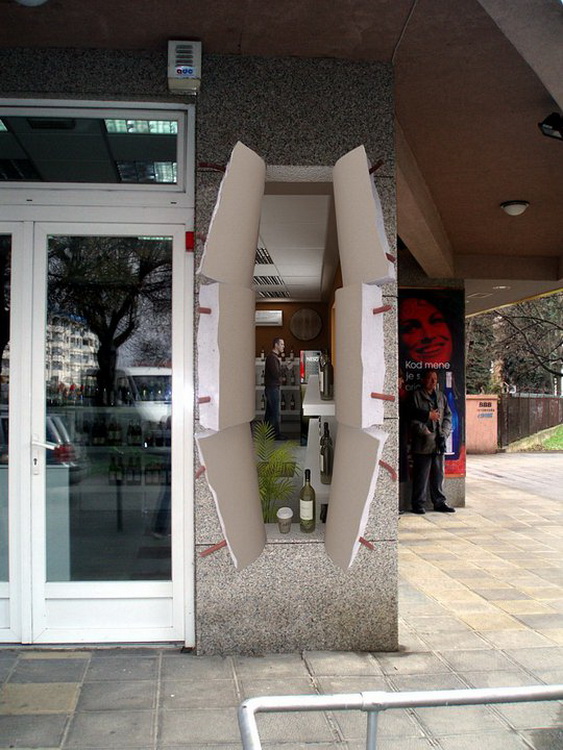 Dino Dević: Zidni murali