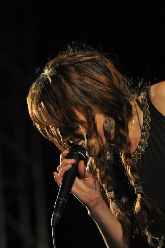 Pula: ZAZ pred prepunom Arenom održala koncert, Photo: Duško Marušić/PIXSELL