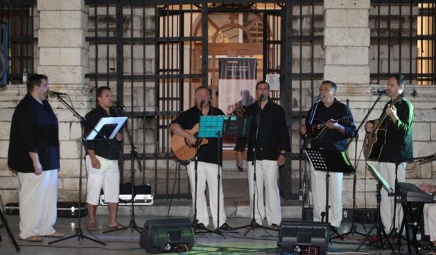 Klapa Kontrada. Photo: Zeljko Mrsic/PIXSELL