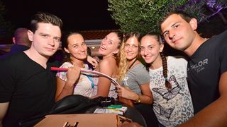 Subotnja zabava u Noštromo i Vagabundo barovima na Viru ; foto Iva Perinčić