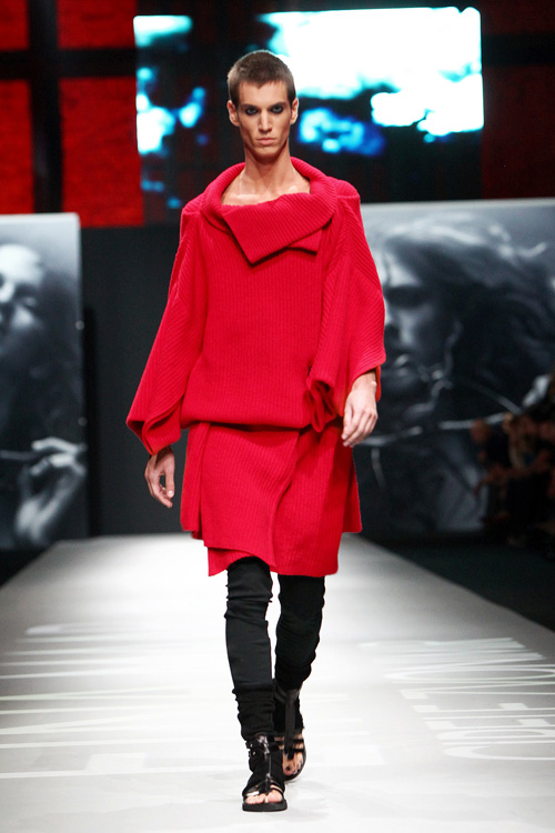 Jučer je završeno izdanje Cro A Porter-a @ LAUBA na kojem su svoje kolekcije predstavili: Ivona Martinko, Jelena Aleksić, Etna Maar, SPIRIT by T.B./ Tomislav Bahorić Jučer je završeno izdanje Cro A Porter-a @ LAUBA na kojem su svoje kolekcije predstavili: Ivona Martinko, Jelena Aleksić, Etna Maar, SPIRIT by T.B./ Tomislav Bahorić