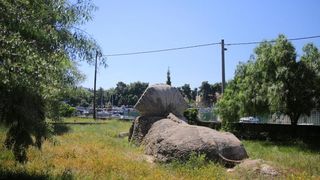 20.06.2013., Zadar – Akcija ciscenja narkomanskih sprica u parku na Brodarici pokraj Sfinge. Photo: Filip Brala/PIXSELL Autor Filip Brala/PIXSELL KLJUČNE RIJEČI ciscenje, sfinga, Brodarica, akcija mladih, narkomanija 20.06.2013., Zadar – Akcija ciscenja narkomanskih sprica u parku na Brodarici pokraj Sfinge. Photo: Filip Brala/PIXSELL Autor Filip Brala/PIXSELL KLJUČNE RIJEČI ciscenje, sfinga, Brodarica, akcija mladih, narkomanija