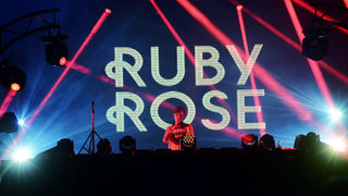 Aquarius: Gostovanje američke zvijezde Ruby Rose