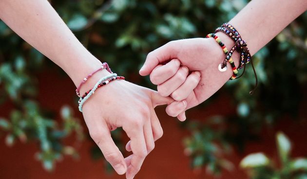 Braća i sestre naučili su nas kako cijeniti prijateljstvo i što znači pravo prijateljstvo. Zahvaljujući njima znamo koje kvalitete tražimo u ljudima, ali i kako da sami budimo dobri prijatelji drugima.