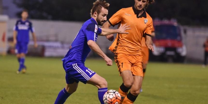 27.10.2015., Stadion Subicevac, Sibenik – Osmina finala hrvatskog nogometnog kupa, HNK Sibenik – NK Slaven Belupo. Sandi Krizman. Photo: Hrvoje Jelavic/PIXSELL 27.10.2015., Stadion Subicevac, Sibenik – Osmina finala hrvatskog nogometnog kupa, HNK Sibenik – NK Slaven Belupo. Sandi Krizman. Photo: Hrvoje Jelavic/PIXSELL