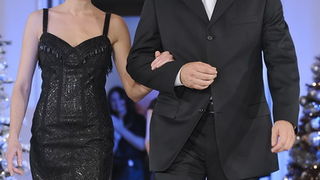 Zagreb, 031209.
Muzej Mimara, Rooseveltov trg.
Humanitarna modna revija hrvatskih modnih dizajnera ‘Zajedno protiv raka’. Uz profesionalne manekenke reviju su nosili Andrija Hebrang, Vesna Pusic, Vesna Skare Ozbolt, Ivo Josipovic i Nadan Vidosevic.
Na fot Zagreb, 031209.
Muzej Mimara, Rooseveltov trg.
Humanitarna modna revija hrvatskih modnih dizajnera ‘Zajedno protiv raka’. Uz profesionalne manekenke reviju su nosili Andrija Hebrang, Vesna Pusic, Vesna Skare Ozbolt, Ivo Josipovic i Nadan Vidosevic.
Na fot