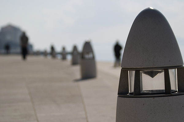 novi stupići na zadarskoj rivi