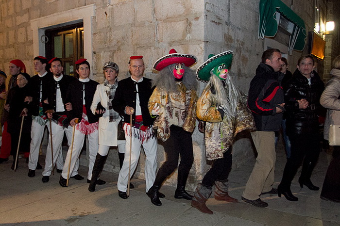 Paški karneval 2012, Foto: Leo Banić