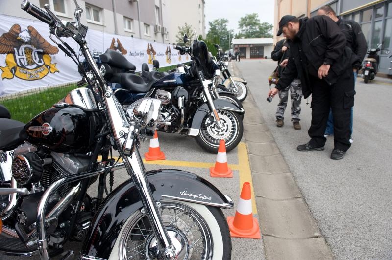 Zagreb – U prodavaonici i zastupnistvu Harley Davidson motora odrzani su Dan otvorenih vrata na kojem su posjetioci mogli razgledati motocikle i neke od njih isprobati. Photo: Davor Visnjic/PIXSELL