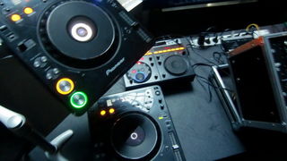 SC Visnjik: Generalna proba doceka 2010. DJ Morales SC Visnjik: Generalna proba doceka 2010. DJ Morales