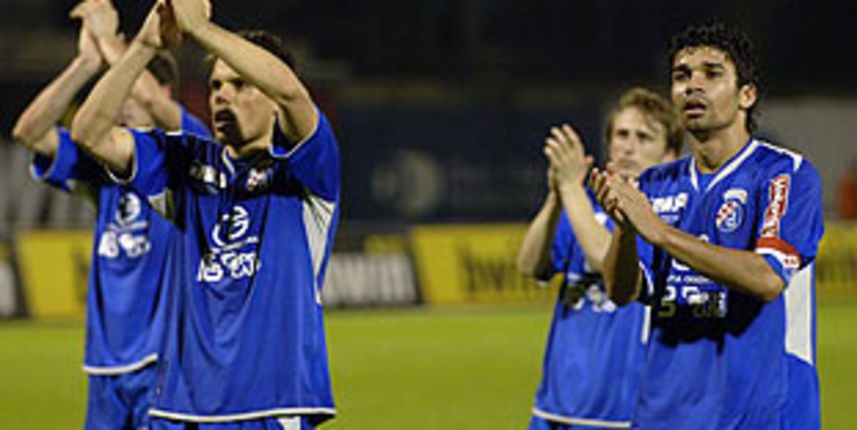 Image 1201169 (auto)