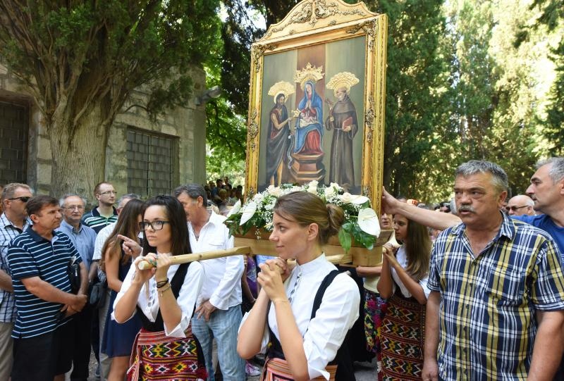 Visovac: Svečano misno slavlje povodom blagdana Gospe od Anđela, Photo: Hrvoje Jelavic/PIXSELL