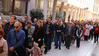 Cvjetnica 20. ožujka 2016: Nakon blagoslova maslinovih grančica, nadbisku Želimir Puljić predvodio je procesiju do katedrale sv. Stošije gdje je služio misno slavlje na kojem se pjevala Muka našeg Gospodina Cvjetnica 20. ožujka 2016: Nakon blagoslova maslinovih grančica, nadbisku Želimir Puljić predvodio je procesiju do katedrale sv. Stošije gdje je služio misno slavlje na kojem se pjevala Muka našeg Gospodina