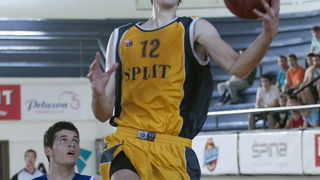 Split, 110513.
Kosarkaska dvorana Gripe.
Polufinalna utakmica Prvenstva Hrvatske za juniore izmedju Splita i Zadra.
Na fotografiji: Ivan Bender.
Foto: Vojko Basic / CROPIX