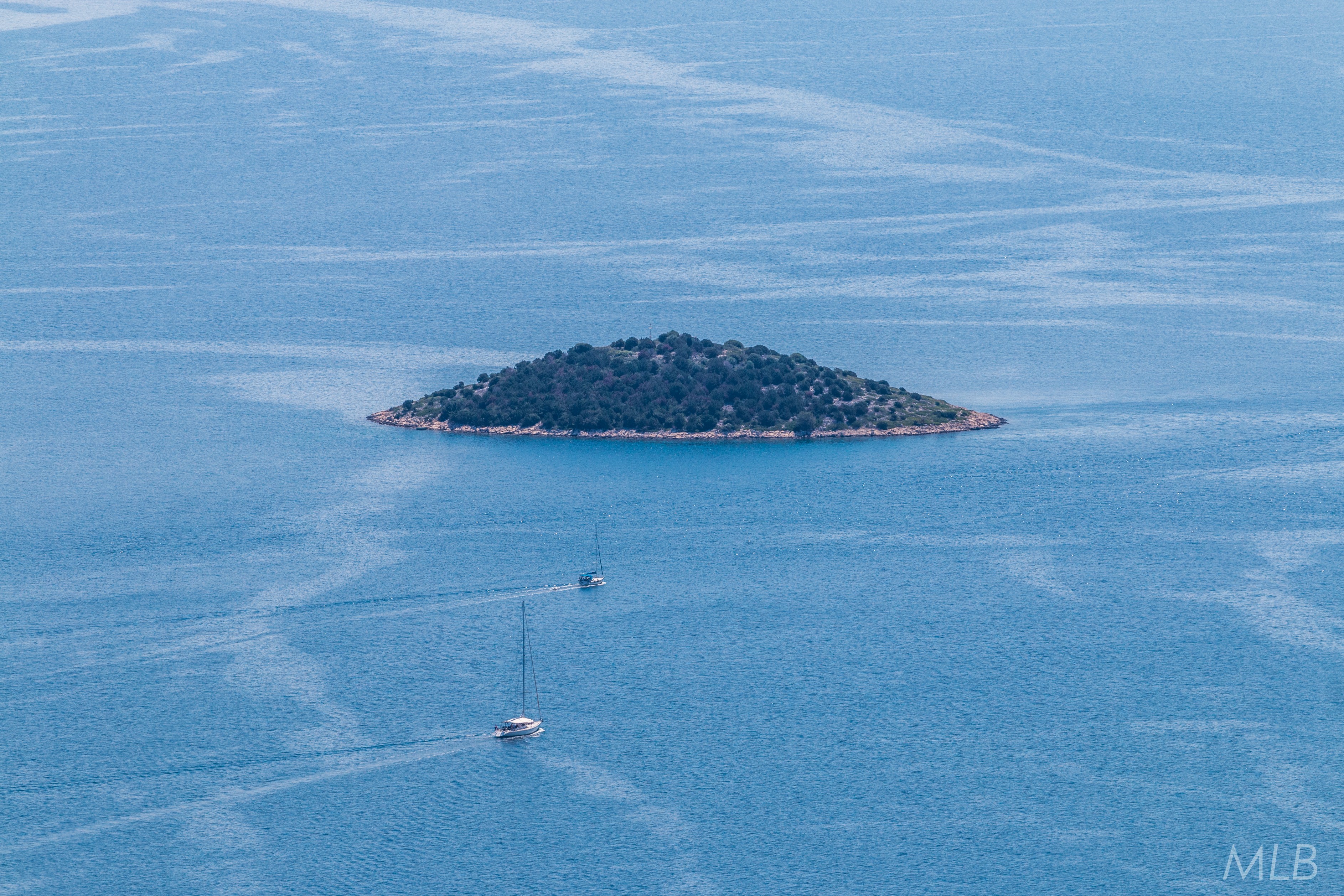 Izlet do Dugog otoka – planinarenje do Orljaka i posjet Velom Ratu