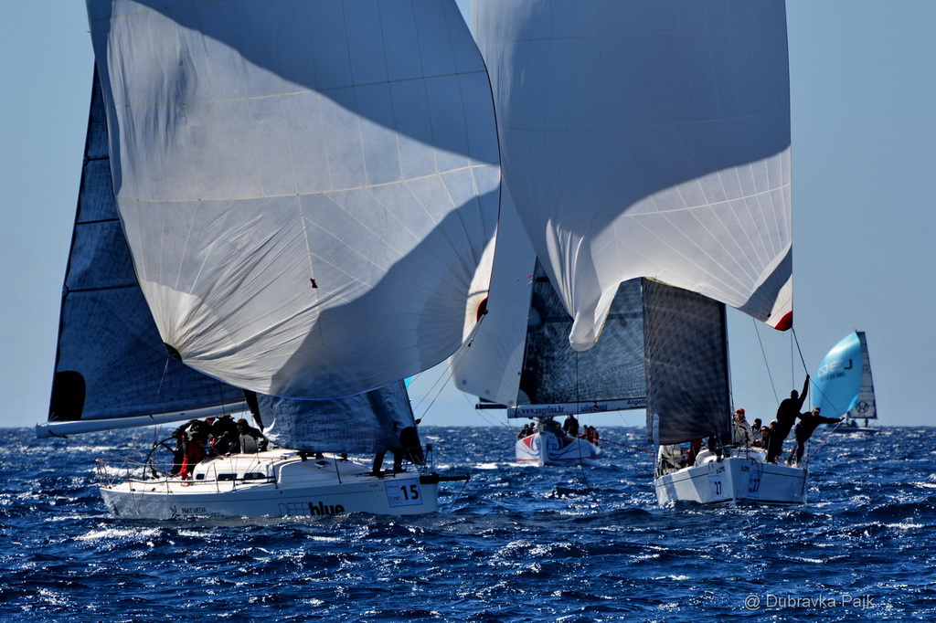 U hvarskom akvatoriju održana XXI. Uskršnja regata U hvarskom akvatoriju održana XXI. Uskršnja regata