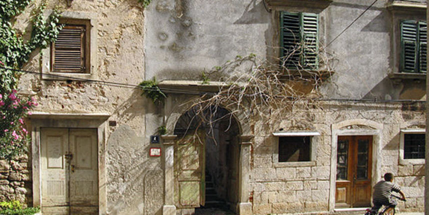 Obnova palače Moise na Cresu, Foto: Carmela Žmirić