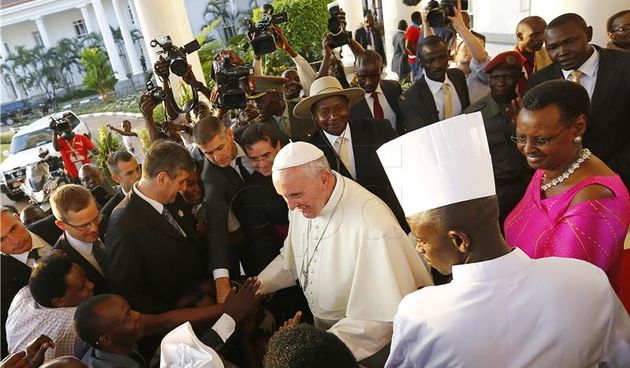Papa odao počast katoličkim i anglikanskim mučenicima u Ugandi, foto: HINA