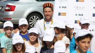 Zlatni olimpijci Fantela i Marenić družili se sa šibenskom djecom povodom dana jedrenja. Photo: Duško Jaramaz/PIXSELL Zlatni olimpijci Fantela i Marenić družili se sa šibenskom djecom povodom dana jedrenja. Photo: Duško Jaramaz/PIXSELL