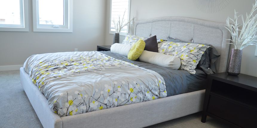 Spavaća soba, krevet