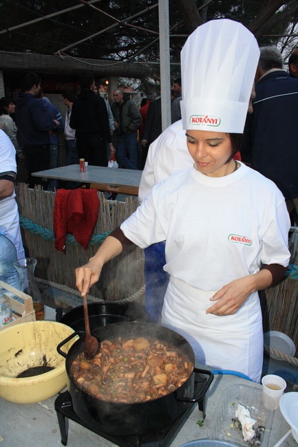 Banj: Poznati kuhaju s Renatom Kraljevom Banj: Poznati kuhaju s Renatom Kraljevom