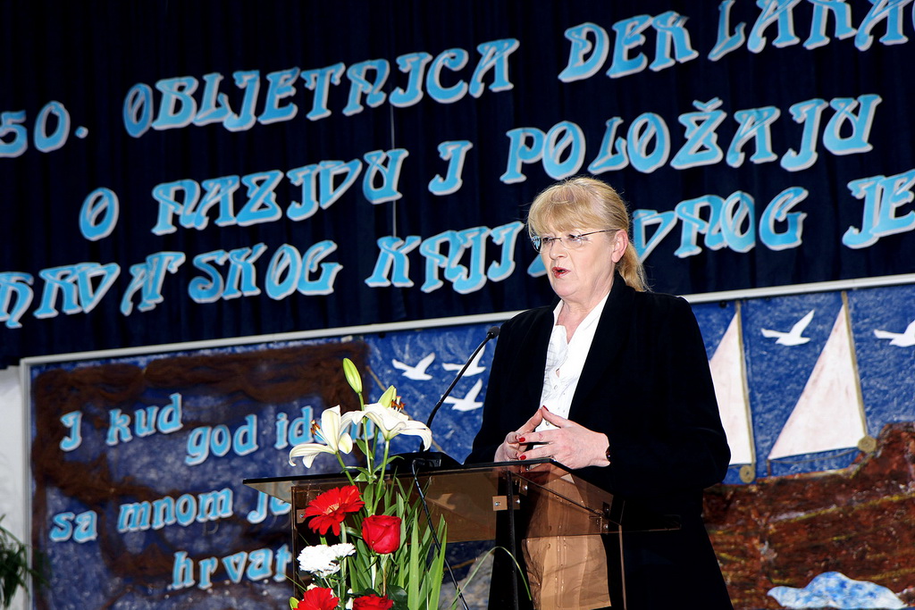 OŠ Smiljevac: Obilježena 50. godina Deklaracije o nazivu i položaju hrvatskoga jezika OŠ Smiljevac: Obilježena 50. godina Deklaracije o nazivu i položaju hrvatskoga jezika