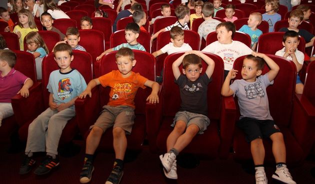 23. SLUK: Gulliver u zemlji malih ljudi