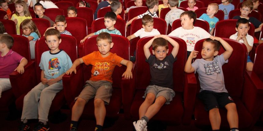 23. SLUK: Gulliver u zemlji malih ljudi 23. SLUK: Gulliver u zemlji malih ljudi