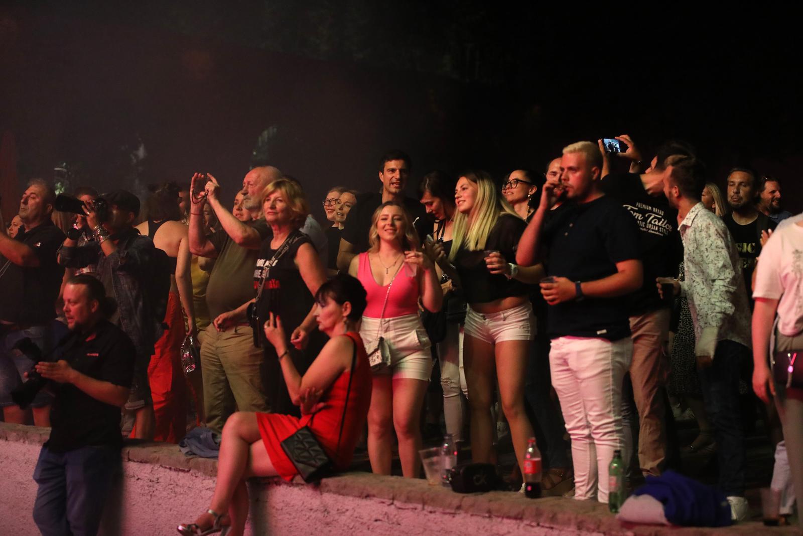 CRO Dance Night: ET, Colonia, Karma CRO Dance Night: ET, Colonia, Karma