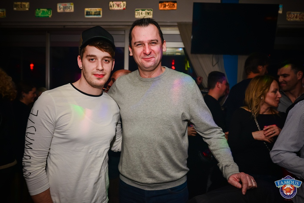 U Famous beach and grill baru Rockatansky bend proslavio je 20 godina djelovanja U Famous beach and grill baru Rockatansky bend proslavio je 20 godina djelovanja