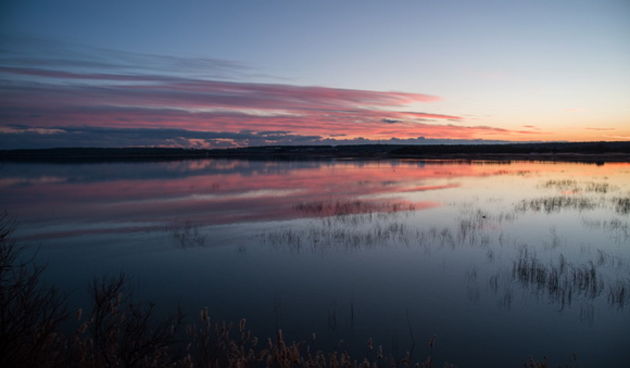 Prekrasan siječanjski suton na Vranskom jezeru. Foto: Vinko Pešić
