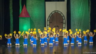 HNK Zadar: Bajka.hr Plesne udruge Gesta, Foto: Željko Karavida HNK Zadar: Bajka.hr Plesne udruge Gesta, Foto: Željko Karavida