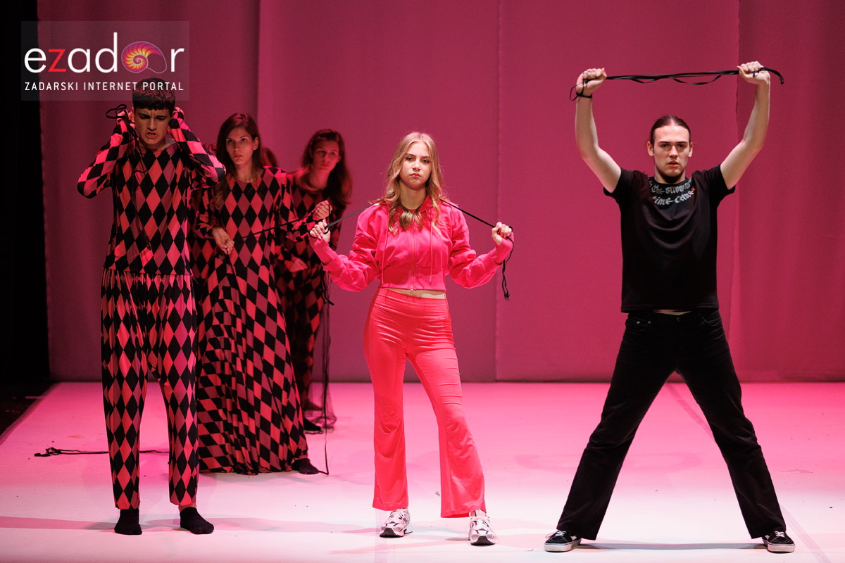 Premijera predstave “Laštik” Kazališne udruge Igrajmo se @ HNK Zadar