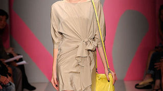 DKNY – Proljeće 2010. (foto: www.coutorture.com)