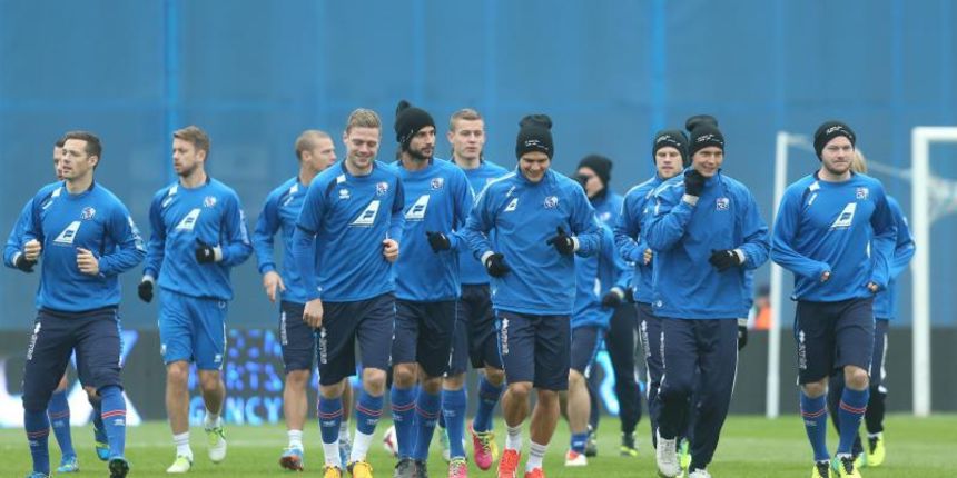 18.11.2013., Zagreb – Stadion Maksimir. Trening nogometne reprezentacije Islanda uoci sutrasnje uzvratne dokvalifijacijske utakmice s Hrvatskom za svjetsko prvenstvo u Brazilu. Photo: Sanjin Strukic/PIXSELL 18.11.2013., Zagreb – Stadion Maksimir. Trening nogometne reprezentacije Islanda uoci sutrasnje uzvratne dokvalifijacijske utakmice s Hrvatskom za svjetsko prvenstvo u Brazilu. Photo: Sanjin Strukic/PIXSELL