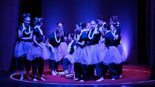 Igrajmo se: Zabranjeno mlađima od 15 strana A